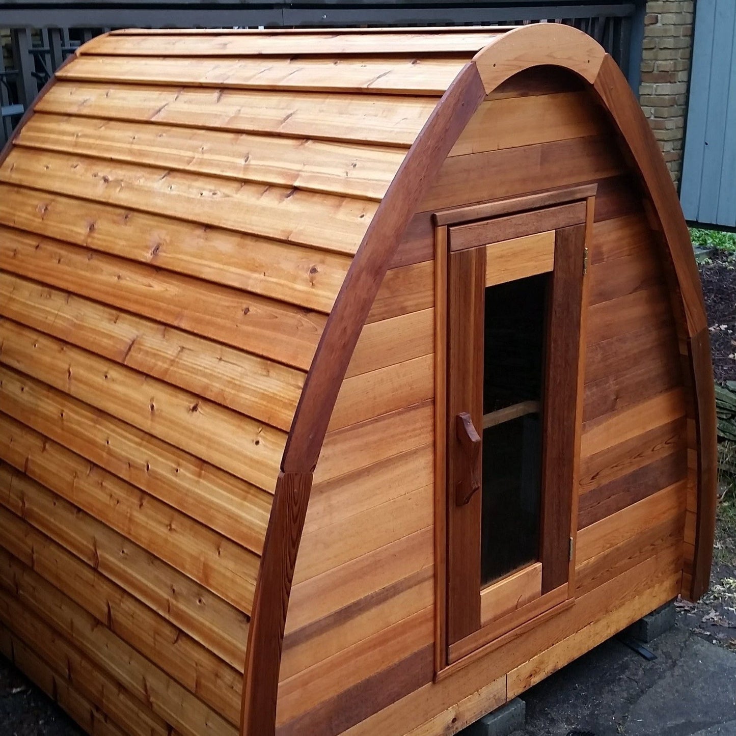 Mini POD Outdoor Clear Red Cedar Sauna (2-4 person)