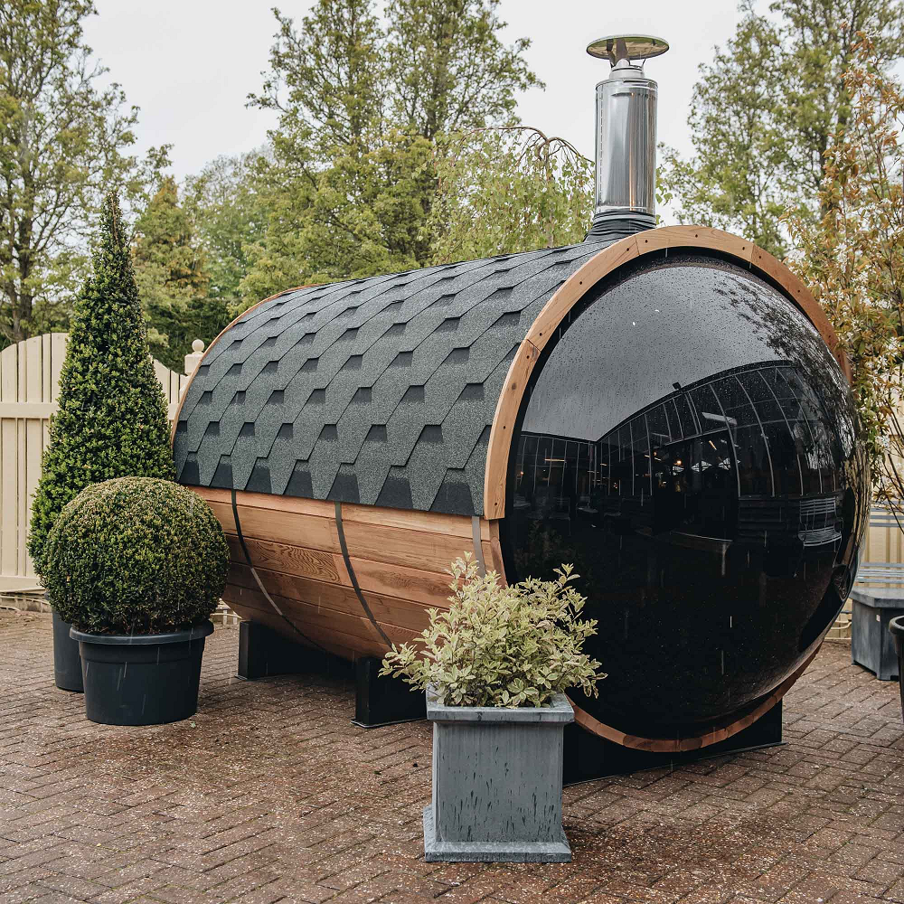Traditional Panoramic Barrel Sauna (Asphalt shingles)