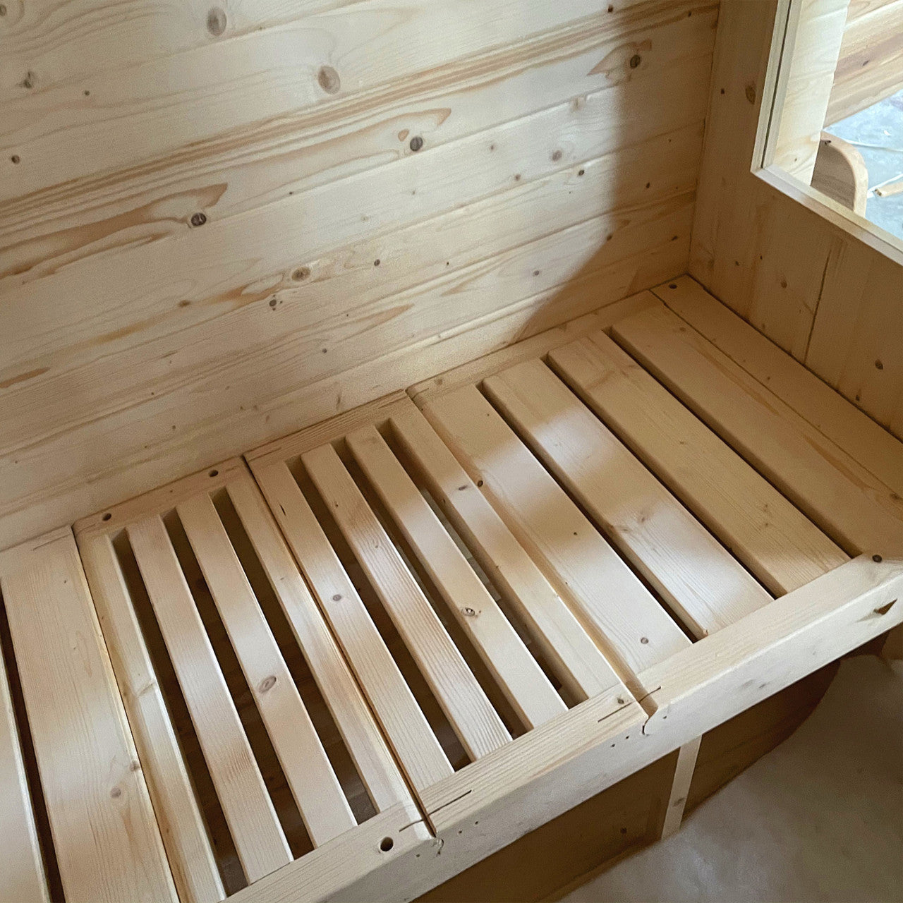 ALEKO Outdoor Rustic Cedar Square Sauna – 6 Person – 6 kW UL Certified Electric Heater